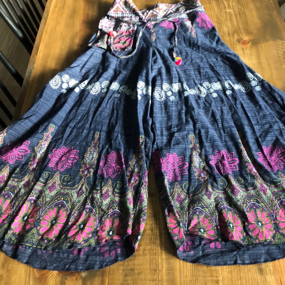 Boho Style Pants . NFP. Cotton. Wide legs tie belt